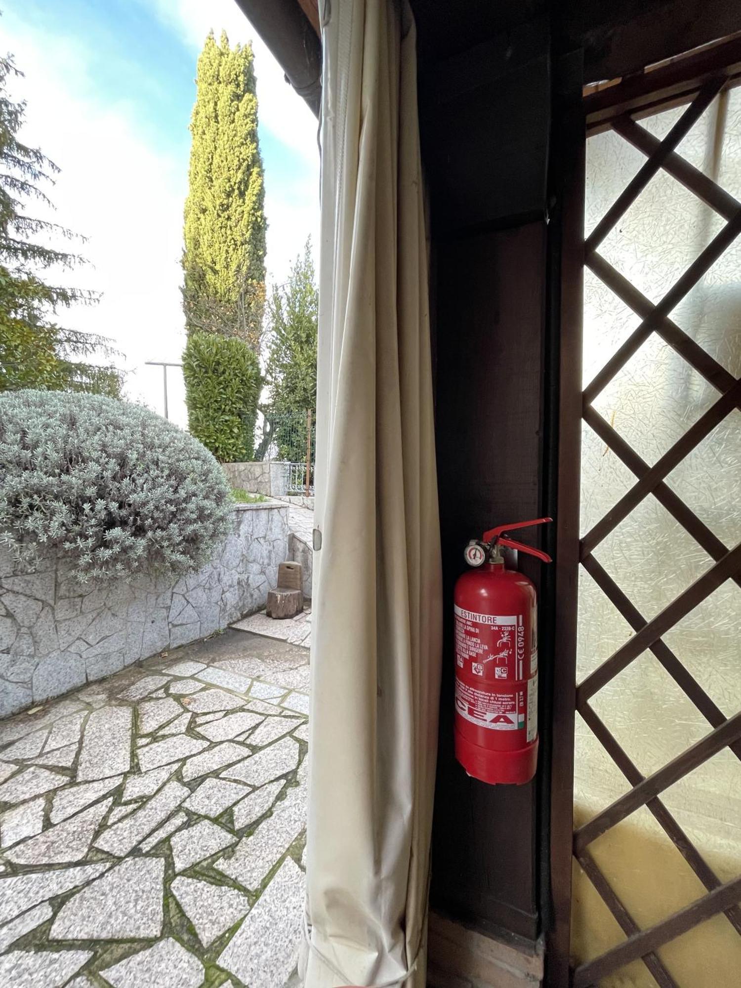 Vimignano-Chiesa Mazzetti Country House-Vita In Campagna Con Giardino מראה חיצוני תמונה