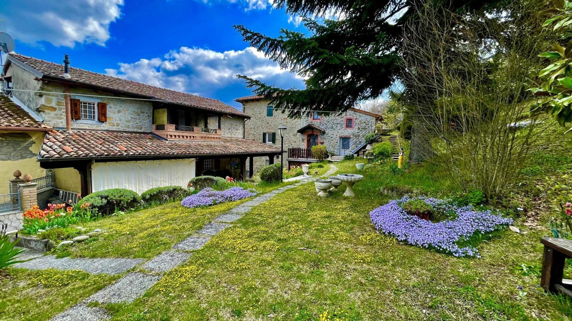 Vimignano-Chiesa Mazzetti Country House-Vita In Campagna Con Giardino מראה חיצוני תמונה